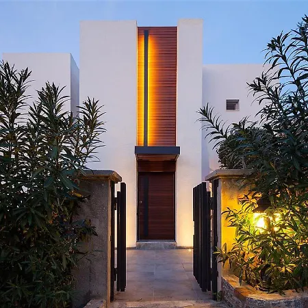 Tuerkbuekue Bay Villa *
